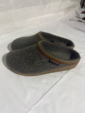 Haflinger Gray Felt Slip-On Clogs with Red and Green Trim